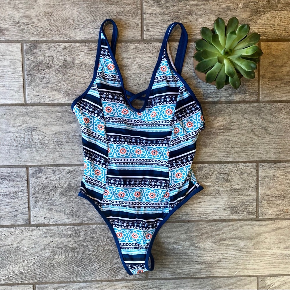 NWT Cupshe Swimsuit